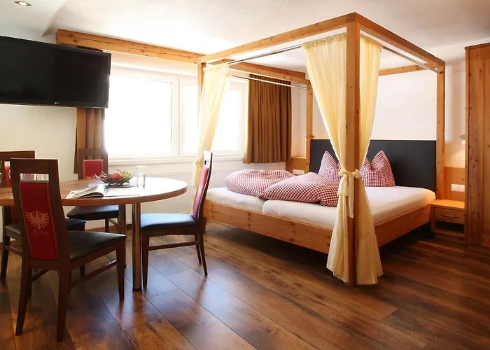 Aparthotel Amontanara 3*