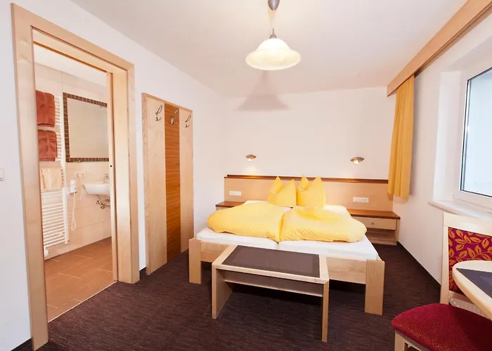 Amontanara Aparthotel 3*