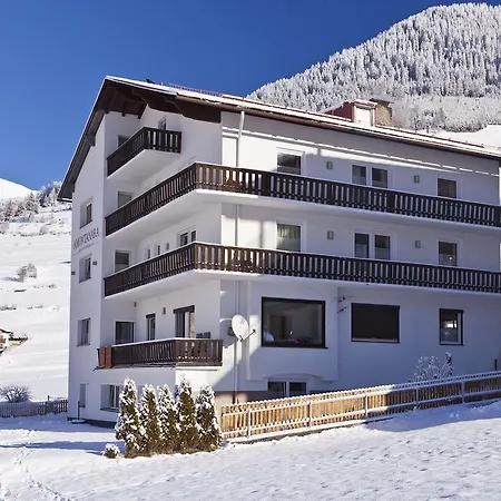 Apart-hotel Amontanara