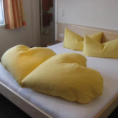 Aparthotel Amontanara